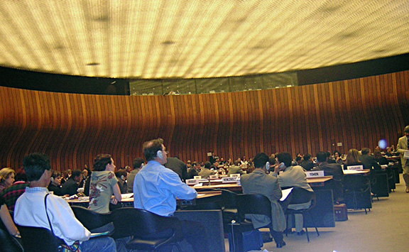 Derek Brett delivering Oral Statement 2004